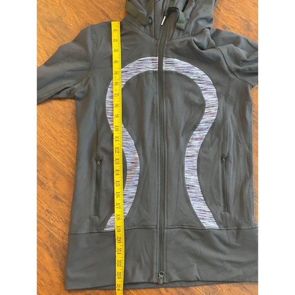 Lululemon Define Grey/Purple Hoodie Jacket Size 6 - Picture 8 of 9